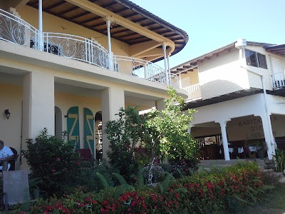 Photos of Habitation des Lauriers