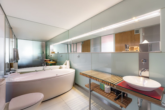 The Henry Jones Art Hotel by null