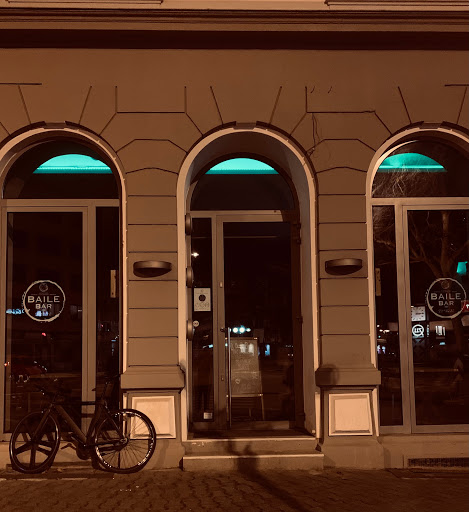 Baile Bar - Visual