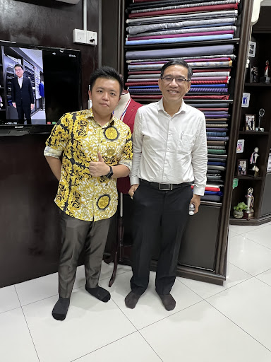 REX Custom Tailor