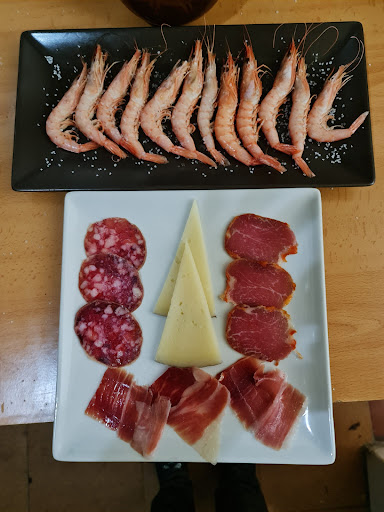 BODEGUITA 1/4 Y MITAD