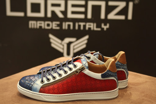 Ciak Schuhwaren Gallery - Italy