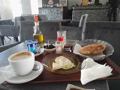 Photos of Caf&eacute; La Belle Vue