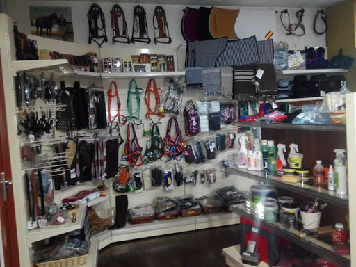 PELUQUERÍA CANINA , CLÍNICA VETERINARIA Y VENTA DE TRAJES FLAMENCOS - Thumbnail