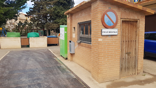 Báscula Municipal, Cretas