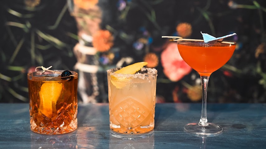 Paper Planes by null