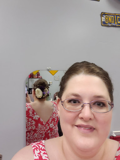 Erin's Hair Garage - Thumbnail