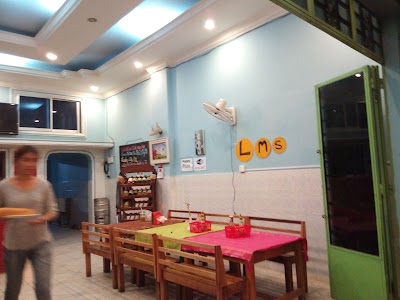 Photos of Kampot Haze Pizza