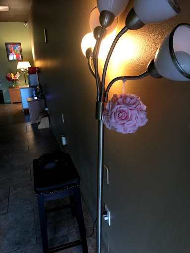 Lincoln Massage - Thumbnail