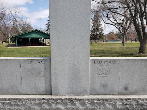 Veterans Memorial - Le Sueur - Thumbnail