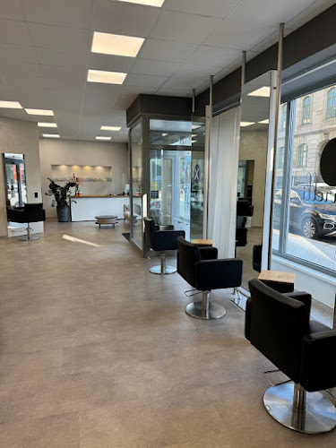 Marelli hairdressing salon photo