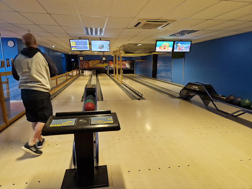 uStrike Tenpin Bowling