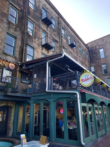 117 W River St Parking