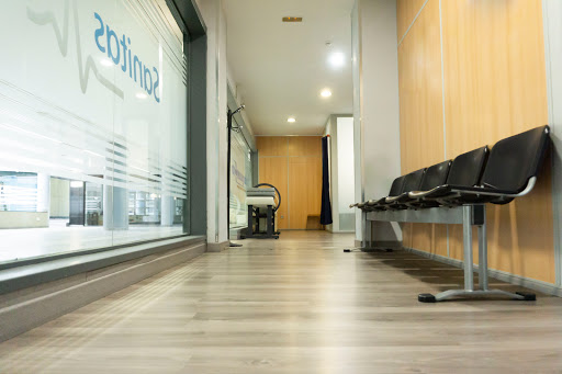 Rehabilitación y Fisioterapia Sanitas Las Rozas | FISIOBURGOCENTRO - Grupo FISIODRID | Medico Rehabilitador, UNESPA, UPAM - Thumbnail