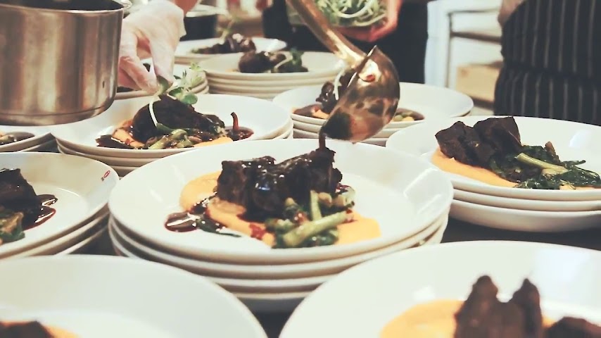 Cafe & Bar 21 by null