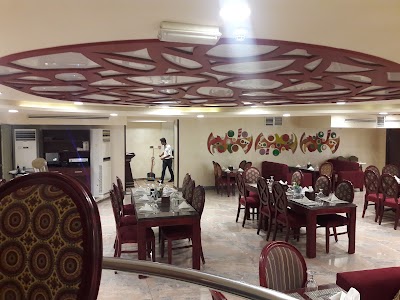 Photos of Divan Cake and Halls
