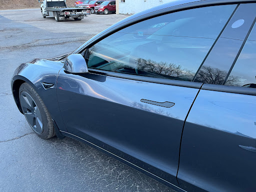 Sharp Auto Body - Visual