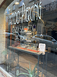 Photo n°4 de Douce Douleur à Auch (Salon de tatouage et piercing)