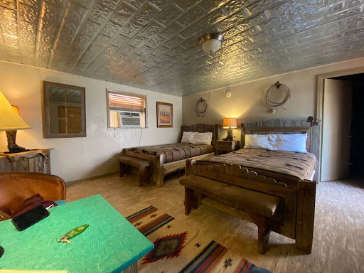 Dixie Dude Ranch - Visual