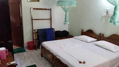 Photos of Lake Side Tourist Inn