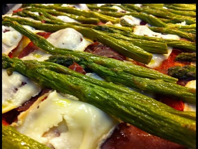 Photos of Pizza Zaz&agrave;