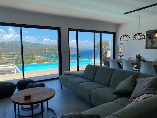Villa Pura Gallery - France