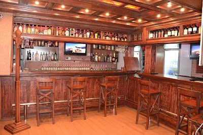 Photos of Aura Club
