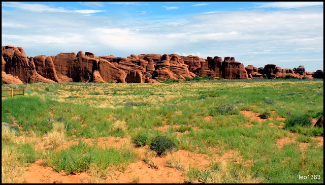 Sand Dune Arch