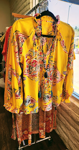 Wardrobe - Visual