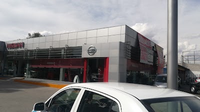 Photos of NISSAN ZUMPANGO