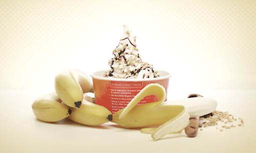 Nonna's pizza / Trugurt Frozen Yogurt, Smoothies & Teas - La Grange Gallery - United States