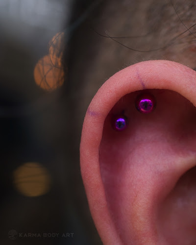 Avis sur Karma Body Art - Salon de tatouage et de piercing - Grenoble à Grenoble - Tatoueur