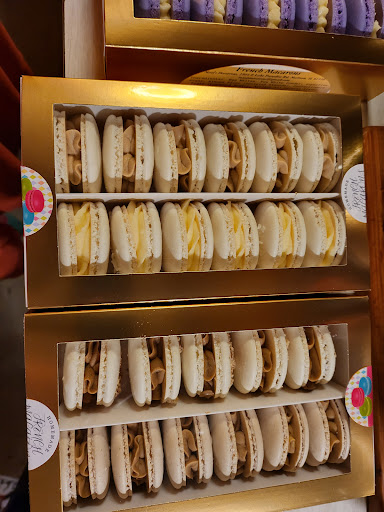 Marjs Macarons - Visual