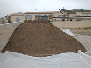 Photo n°18 de Terre Végétale du Minervois à Mailhac (Fournisseur de terre végétale)