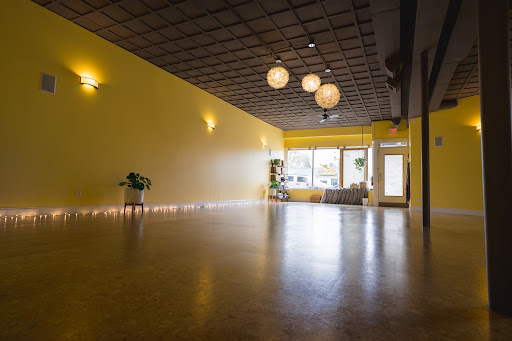 Tosa Yoga Center
