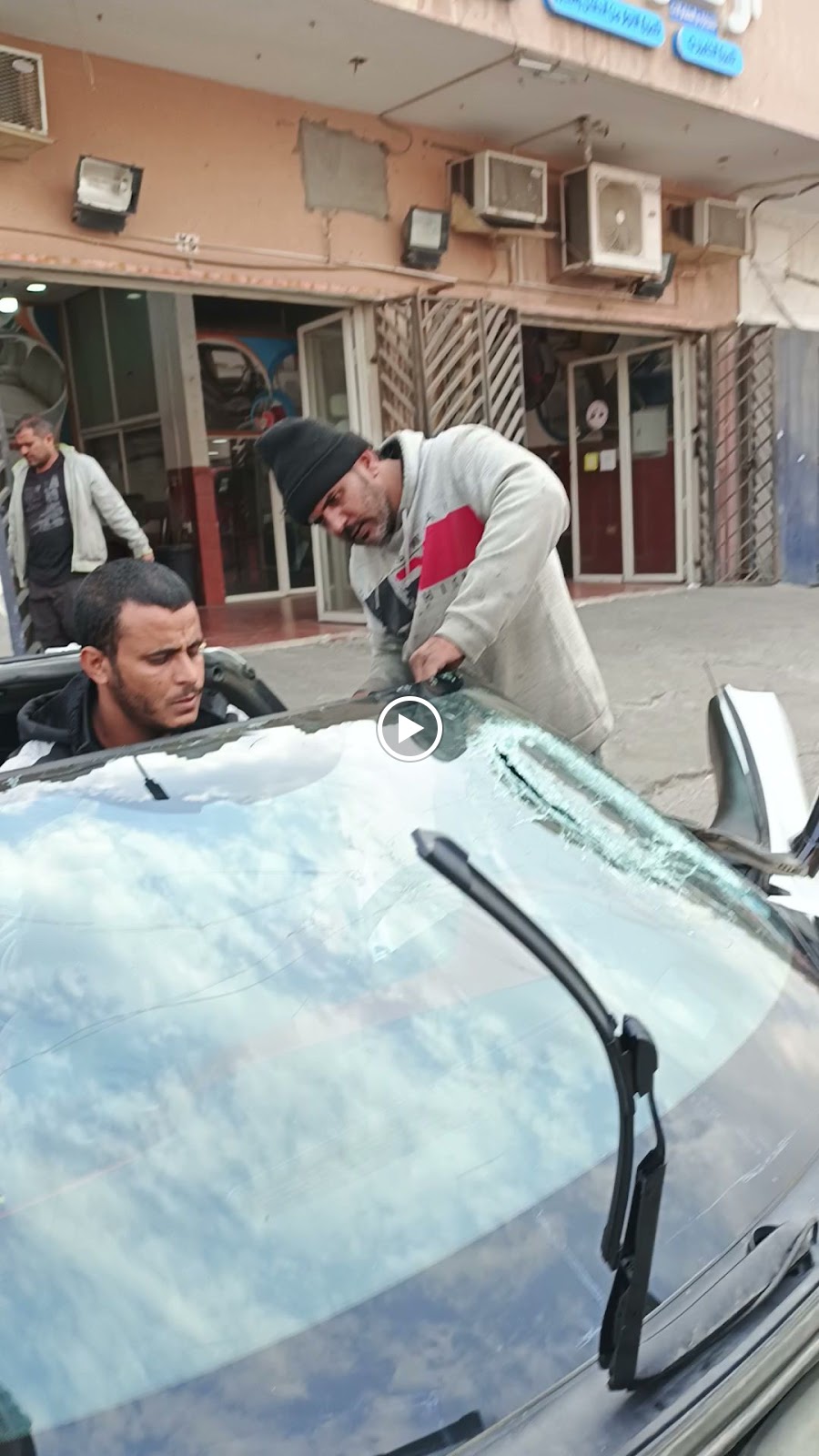 مؤسسة سجايا للزجاج السيارات - صورة 4