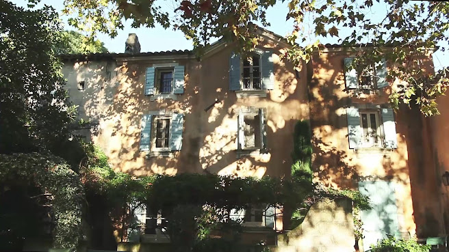 Baumanière, Hôtel Restaurant 5 étoiles Relais & Chateaux by null