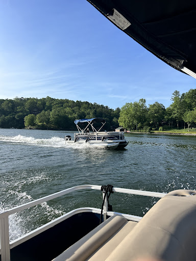 Lake Lure Boat Rental - Thumbnail