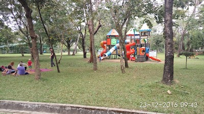 Photos of The Yangon Gallery