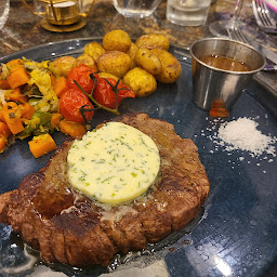 Photo n°27 de La Table du 9 à Nans-les-Pins (Restaurant)