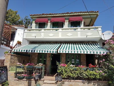 Yeşil Ev Otel Kafe Restaurant