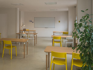 Photo n°19 de Collège 21 à Pantin (École privée)