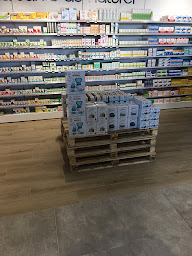 Photo n°10 de PHARMACIE DES PORTES D'UZES à Uzès 30 à Uzès (Pharmacie)