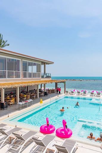 LOVE Beach Club Koh Samui