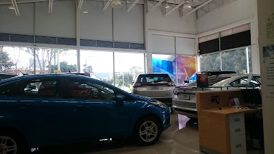 car-dealer