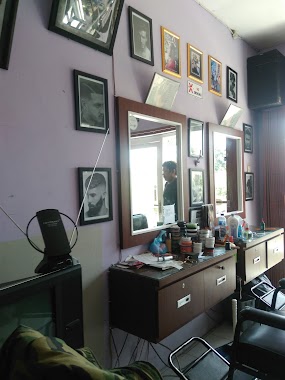 Pangkas Rambut Djawa Dua, Author: Pangkas Rambut Djawa Dua