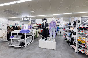 Photo n°35 de GEMO MONTBRISON Chaussures et Vêtements à Montbrison (Magasin de vêtements pour femmes)