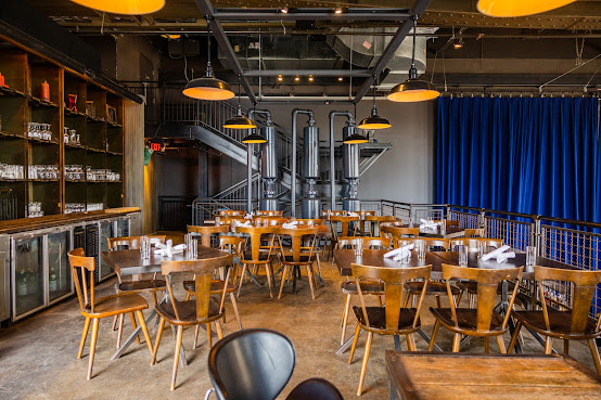 Fringe Bar by null