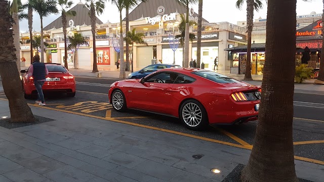 Oasis Shopping Center