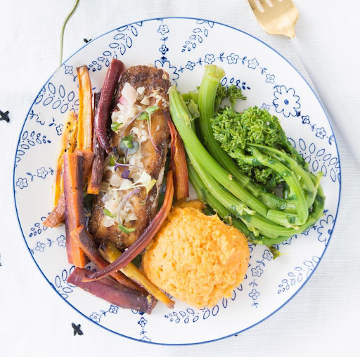 Munch Thyme - Visual